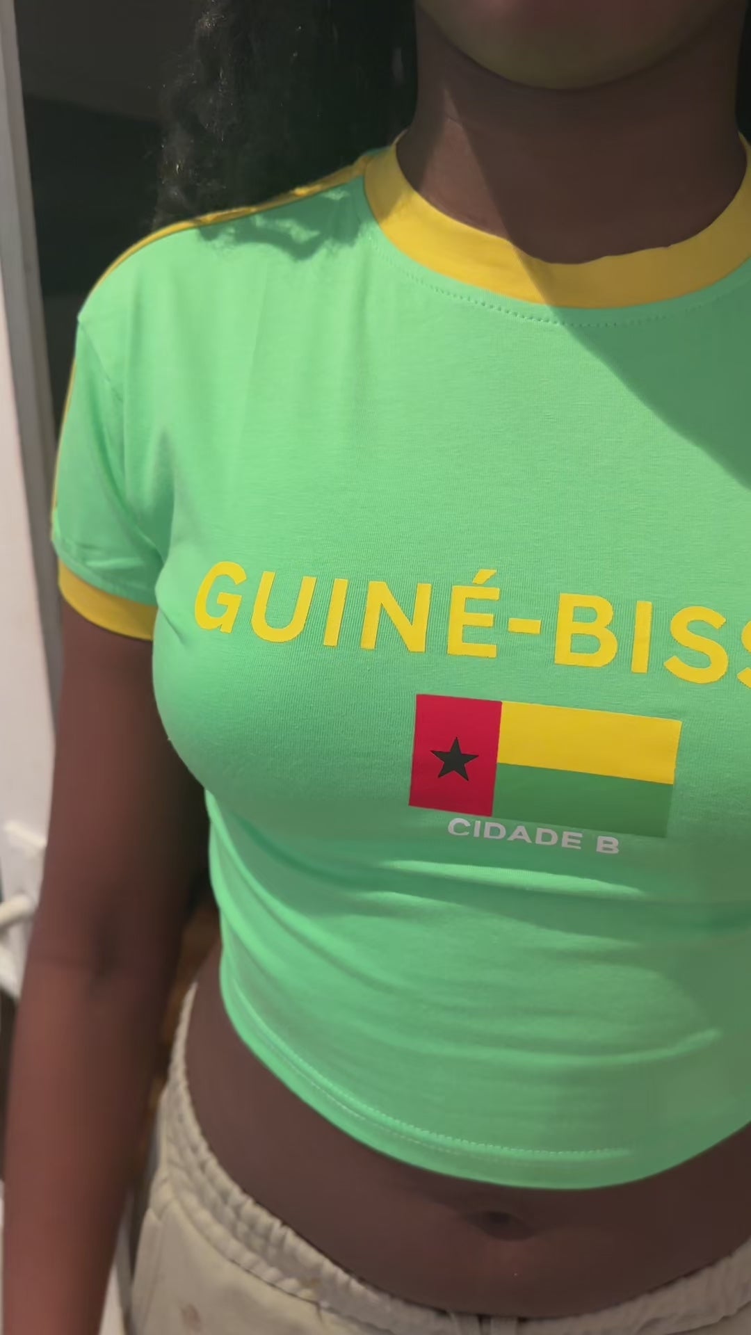 BLUSA COM BANDEIRA DA GUINÉ-BISSAU